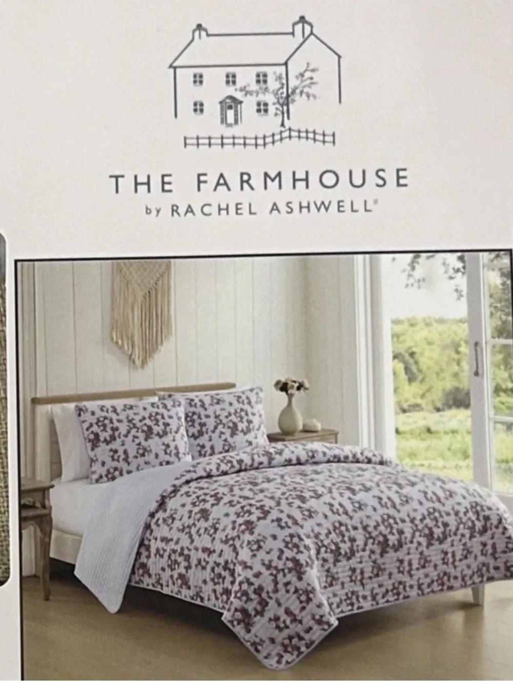 Rachel Ashwell Multicolor Floral Reversible Queen Quilt Set 88”x92” Strawberries